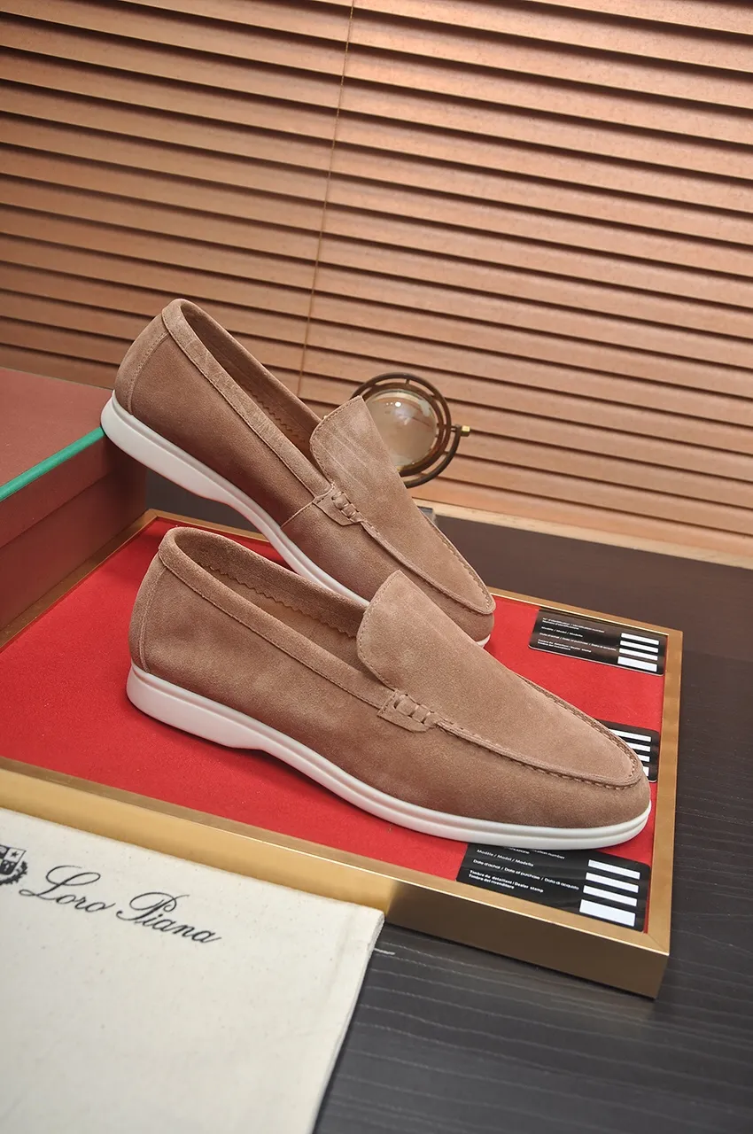 Men's shoes 💰400💶[𝐥𝐨𝐫𝐨 𝐏𝐢𝐚𝐧𝐚] [Couple model] High-end quality, affordable price, LP classic loafers, Italian treasure brand, the only brand that can match Hermès! Only after wearing it do we know that we can’t live up to our feet. Women’s code: 35-40 (customized sizes 34, 41, 42 are non-returnable) Men’s code: 38-44 (customized 45, 46, 47, 48 are non-refundable) Fabric: Customized imported cashmere Lining: Customized imported fetal cowhide Foot: Imported benzene-dyed calfskin Outsole: Exclusive original glass rubber outsole